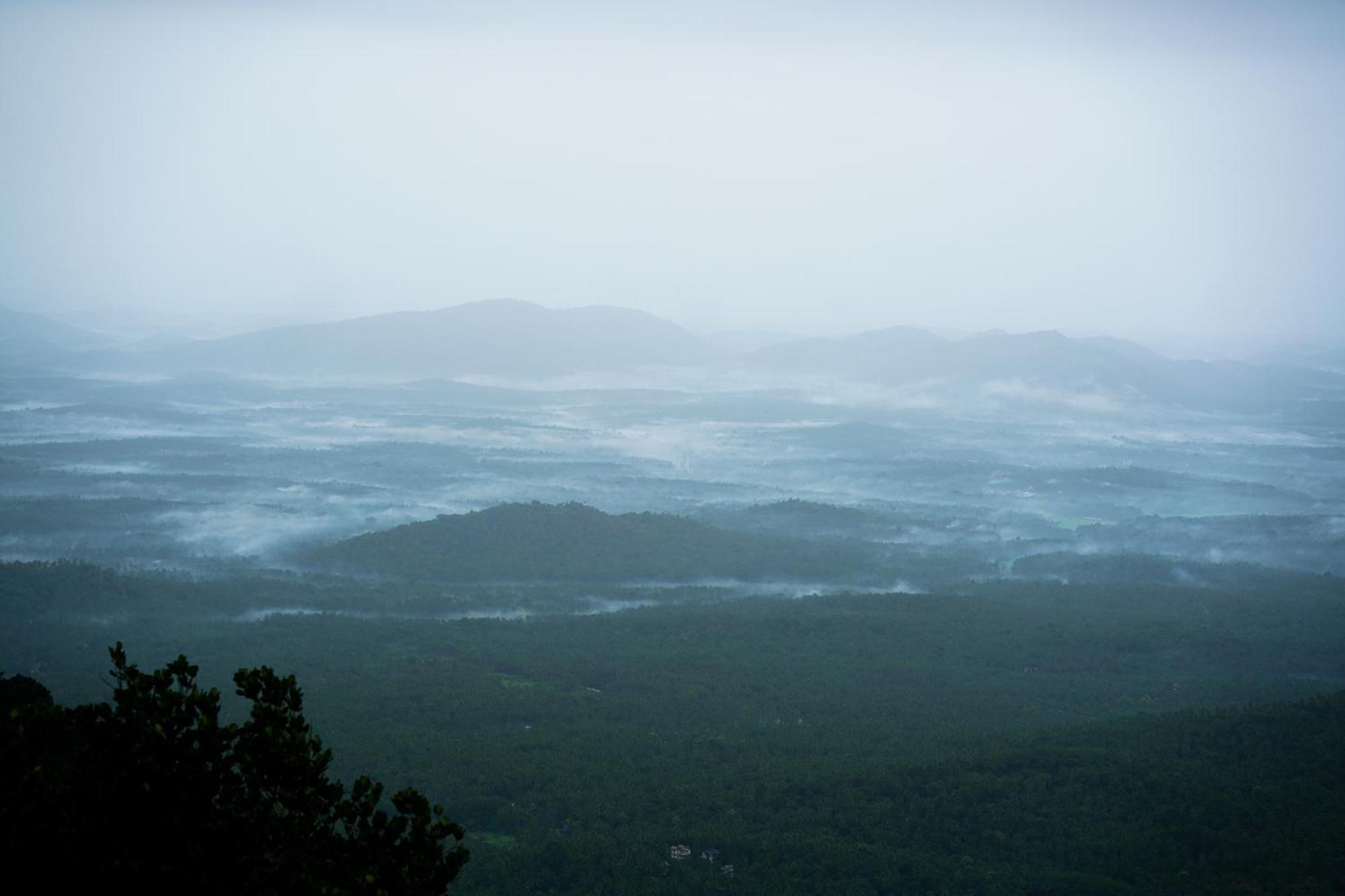 Mount Stratus Resort Vayalada Balussery Екстериор снимка