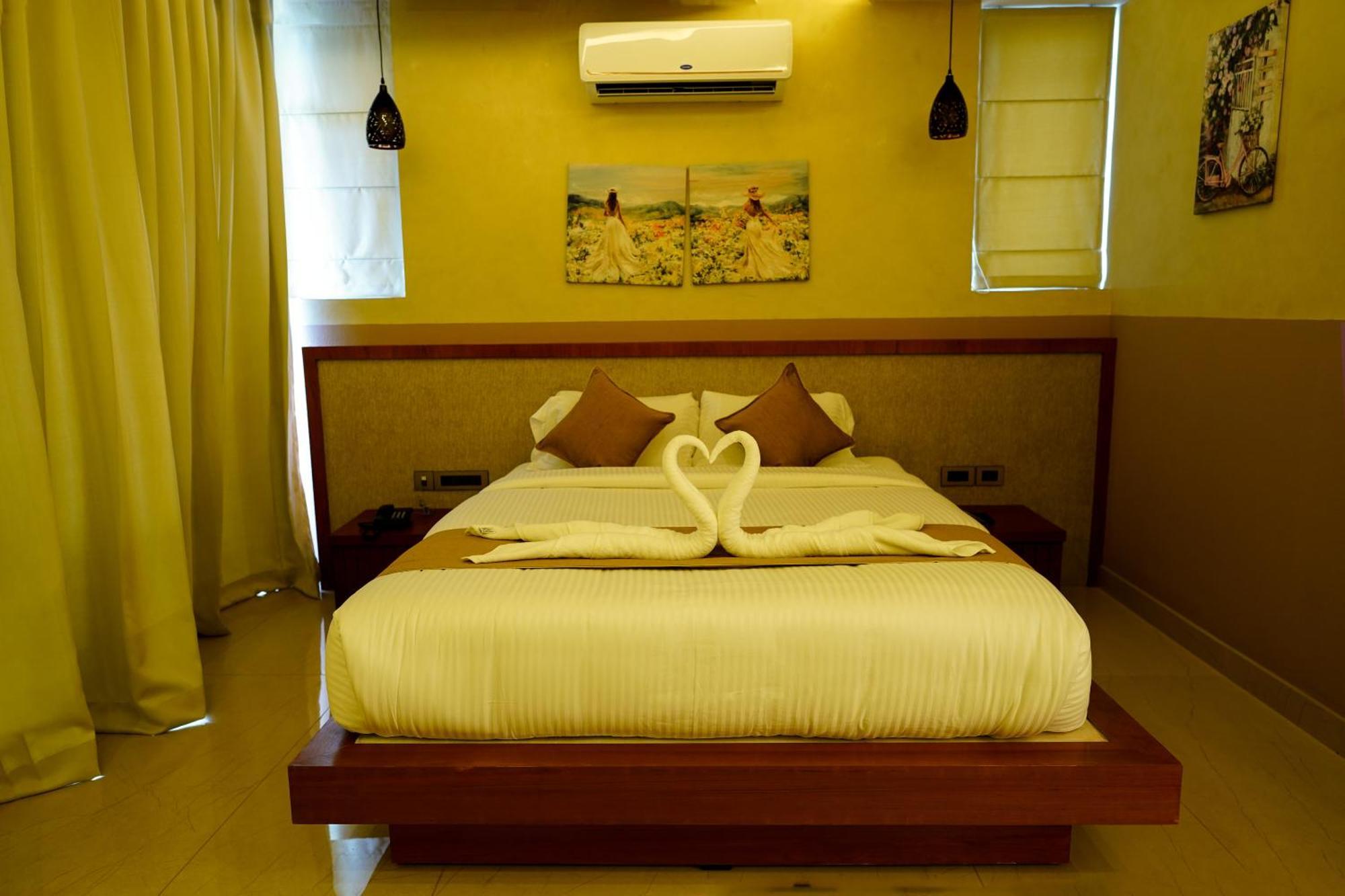 Mount Stratus Resort Vayalada Balussery Екстериор снимка